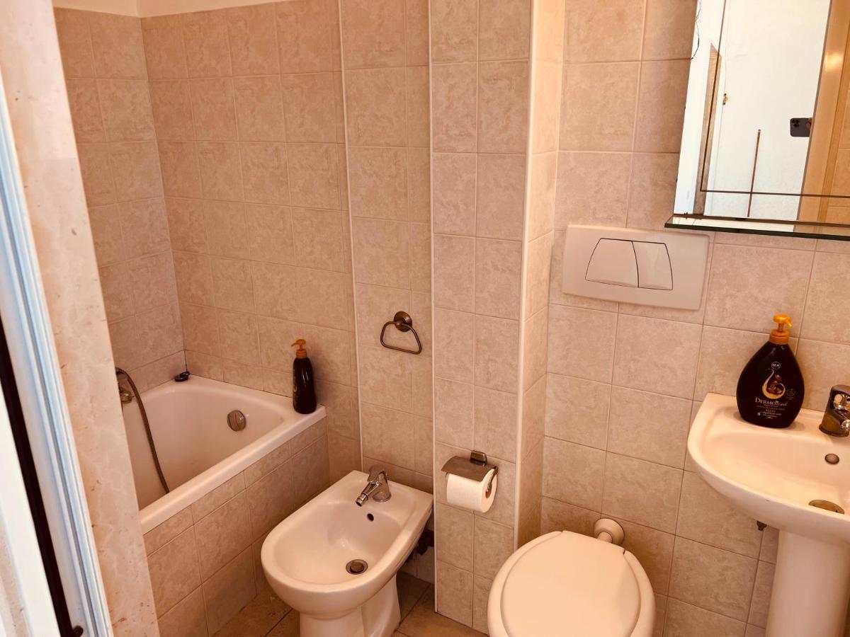 Argiro Exclusive Suite Бари Екстериор снимка